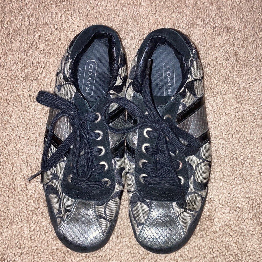 Coach shoes 👟